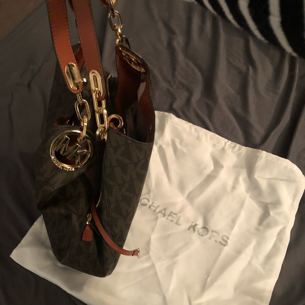 New Michael Kors Purse